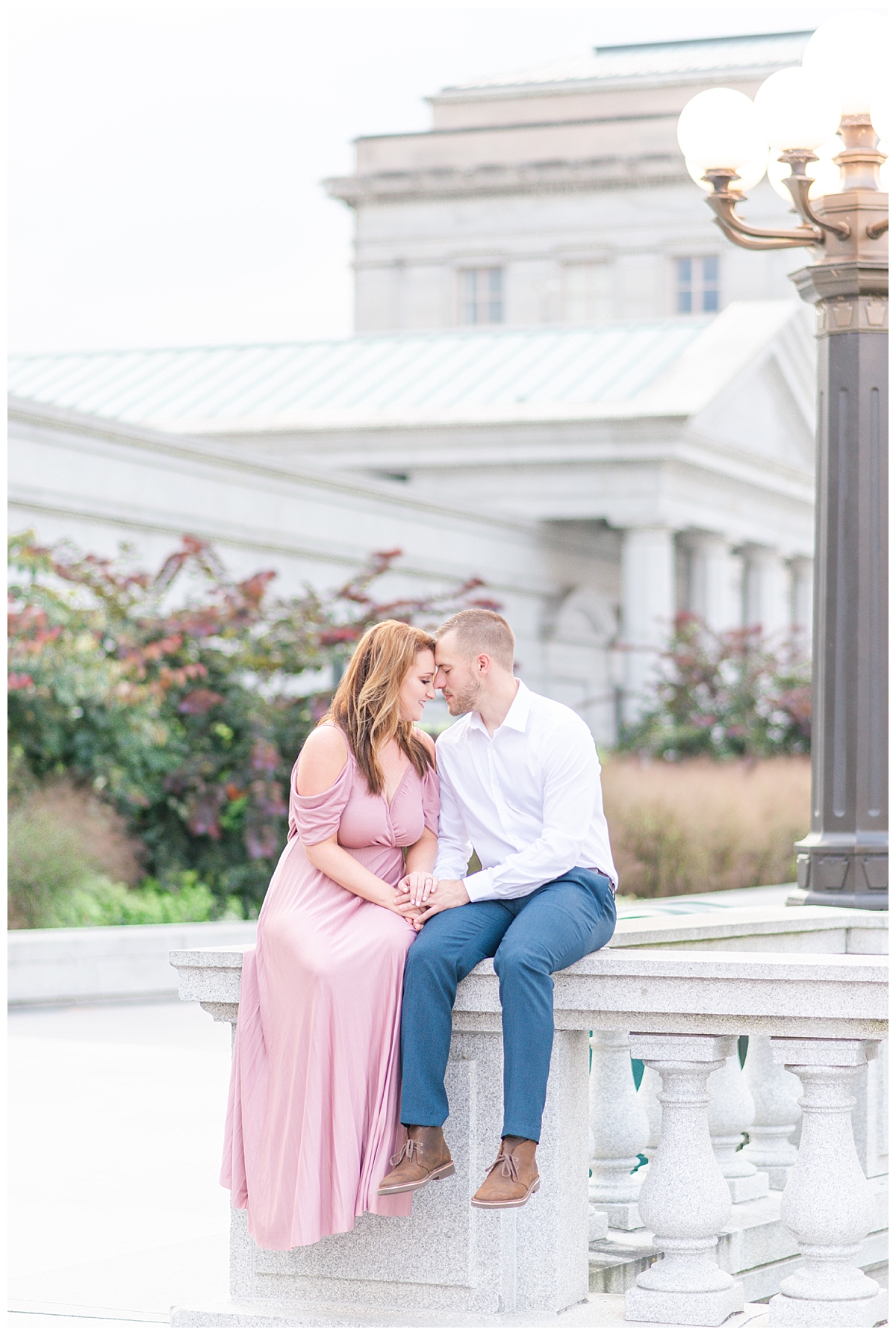 Romantic photo at Harrisburg Capitol