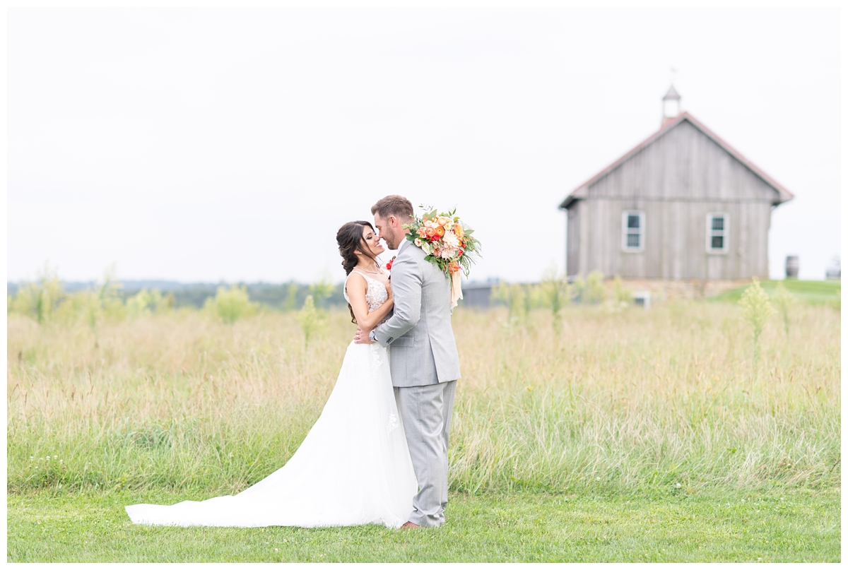 Light and romantic wedding photography in Lancaster, OA